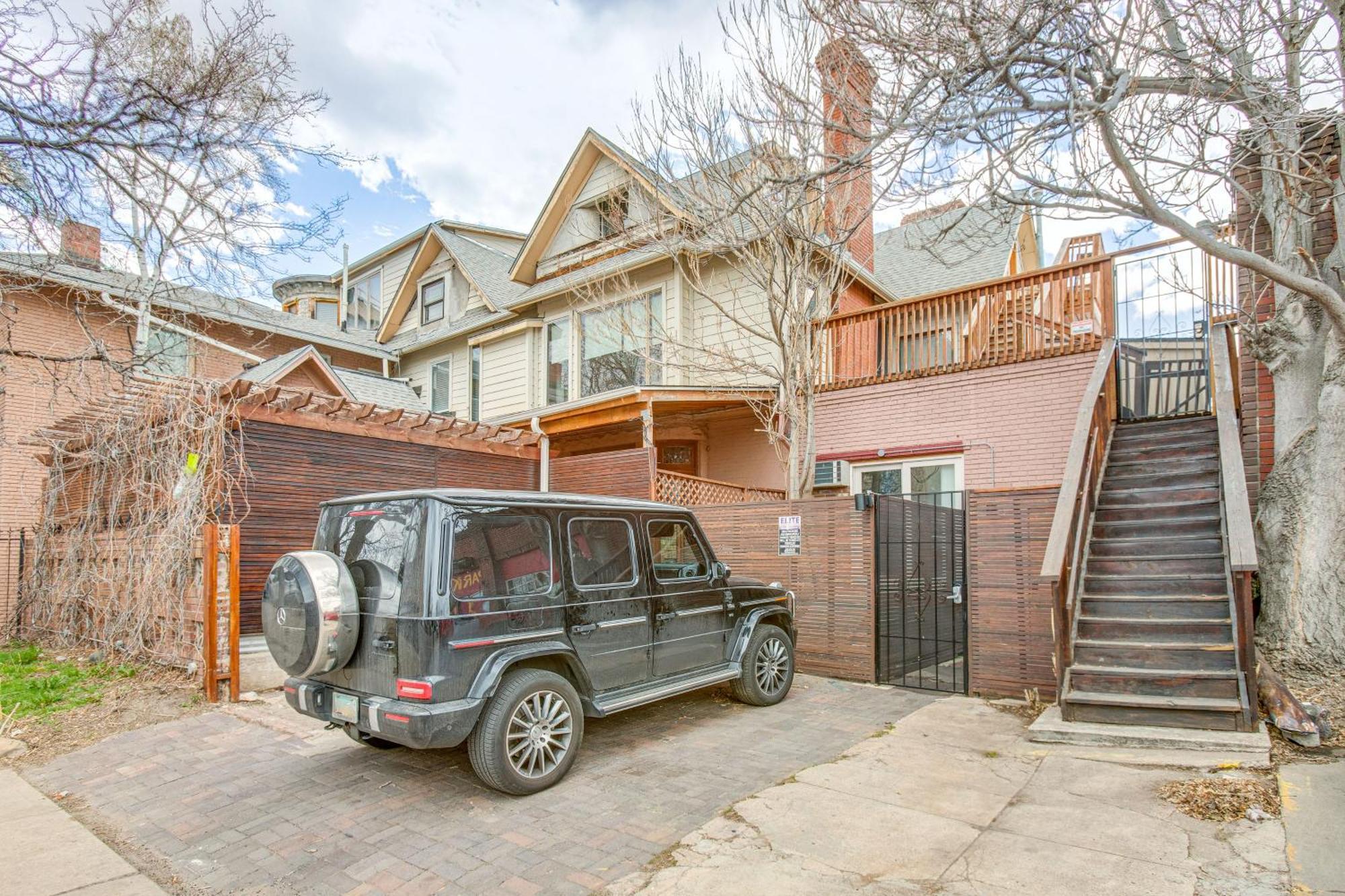 Apartment Tiny House Walk To Cafes, Bars, Eateries! *