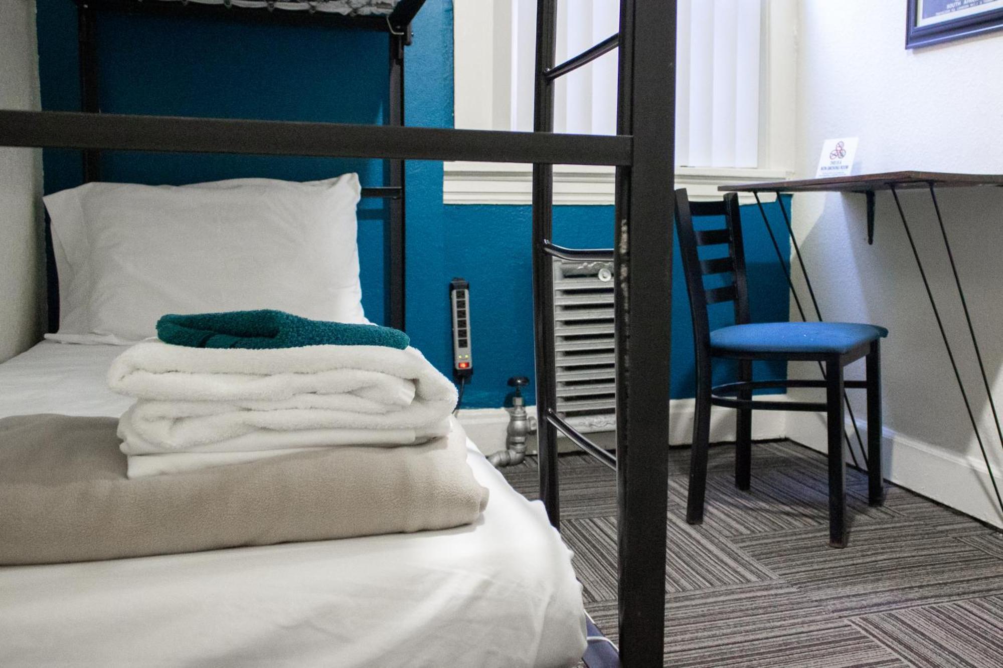 11Th Avenue Hostel * Denver