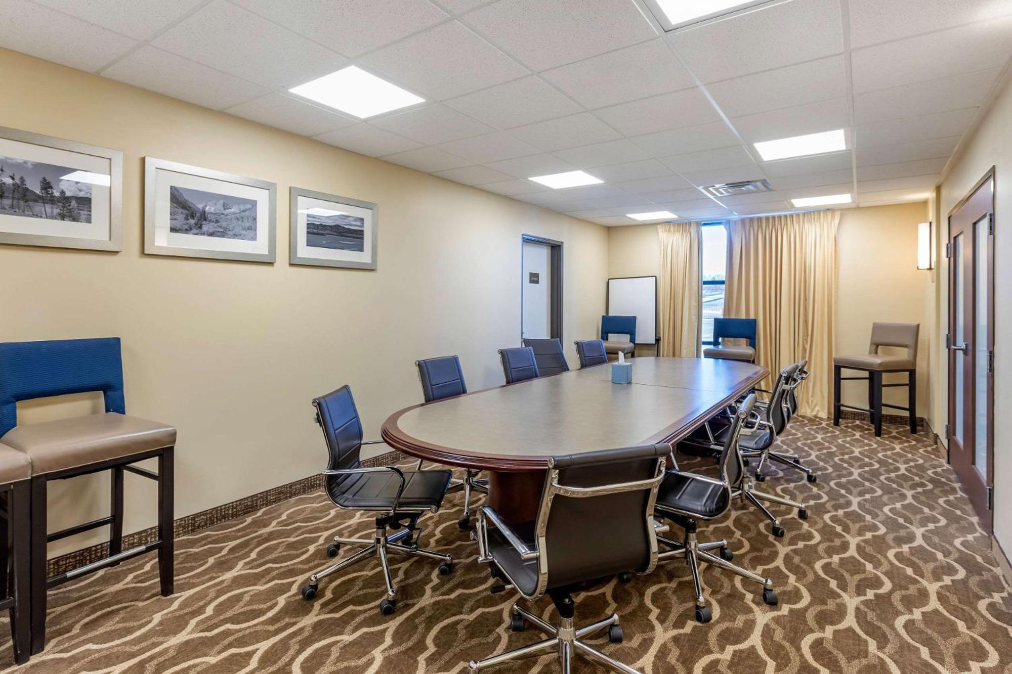 Comfort Near Downtown 3*