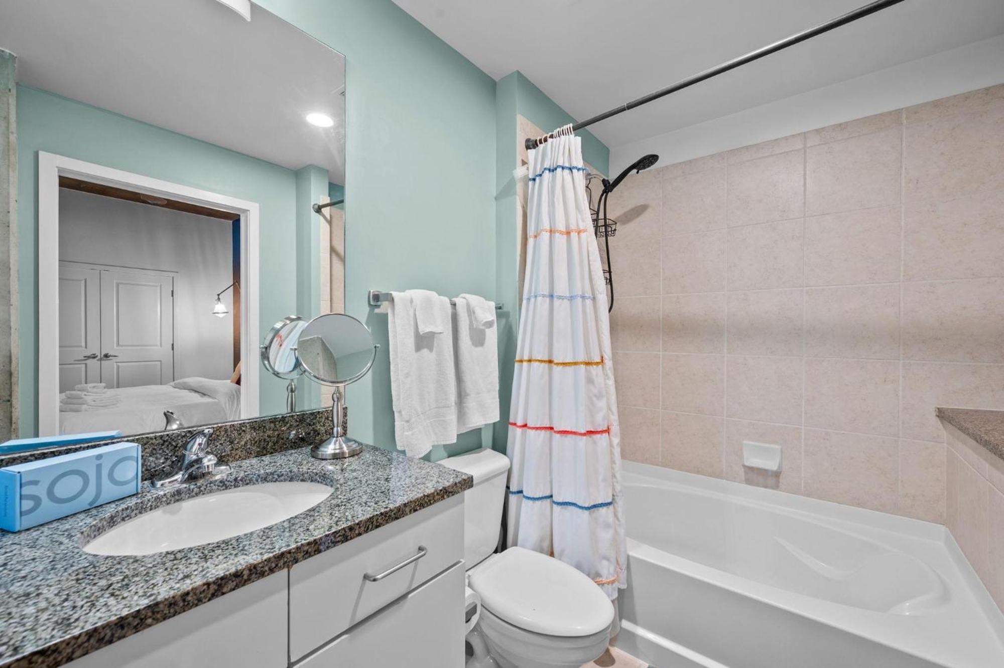 1700 Bassett, Unit 818 * Denver