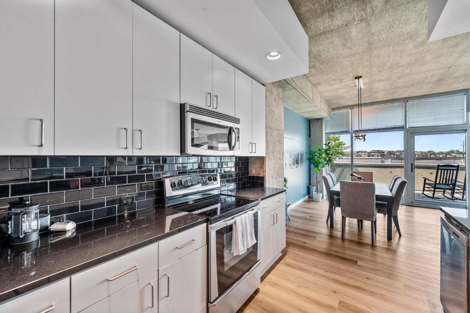 1700 Bassett, Unit 818