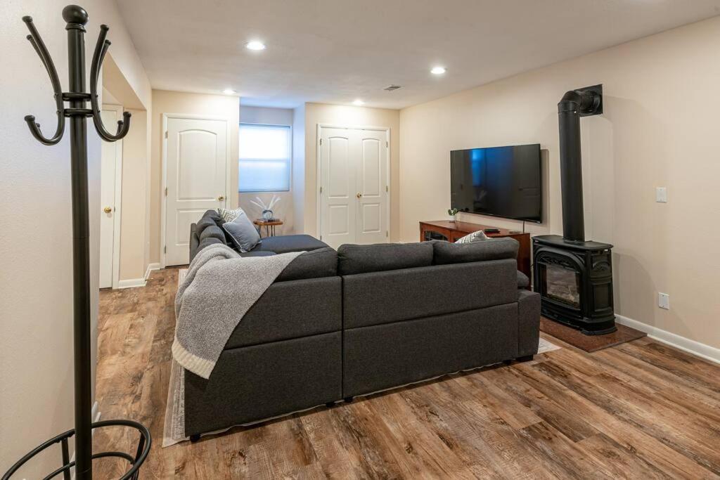 Highlands Haven, Cozy Retreat In Historical Center Apartment *