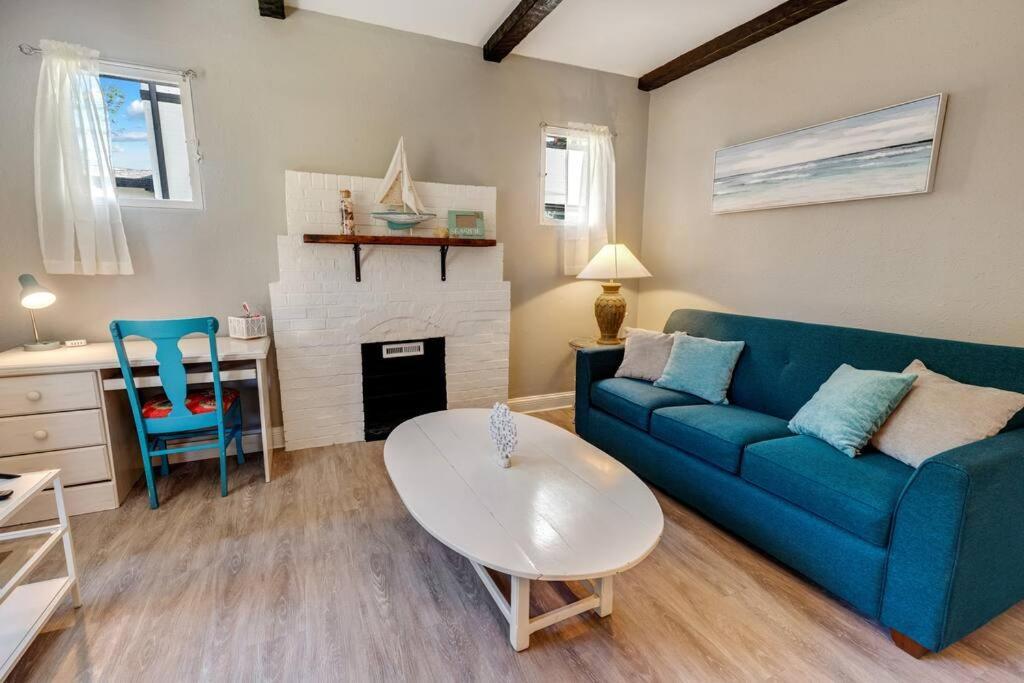 Apartment 94 Walkscore King Bed Capitol Hill Beachy