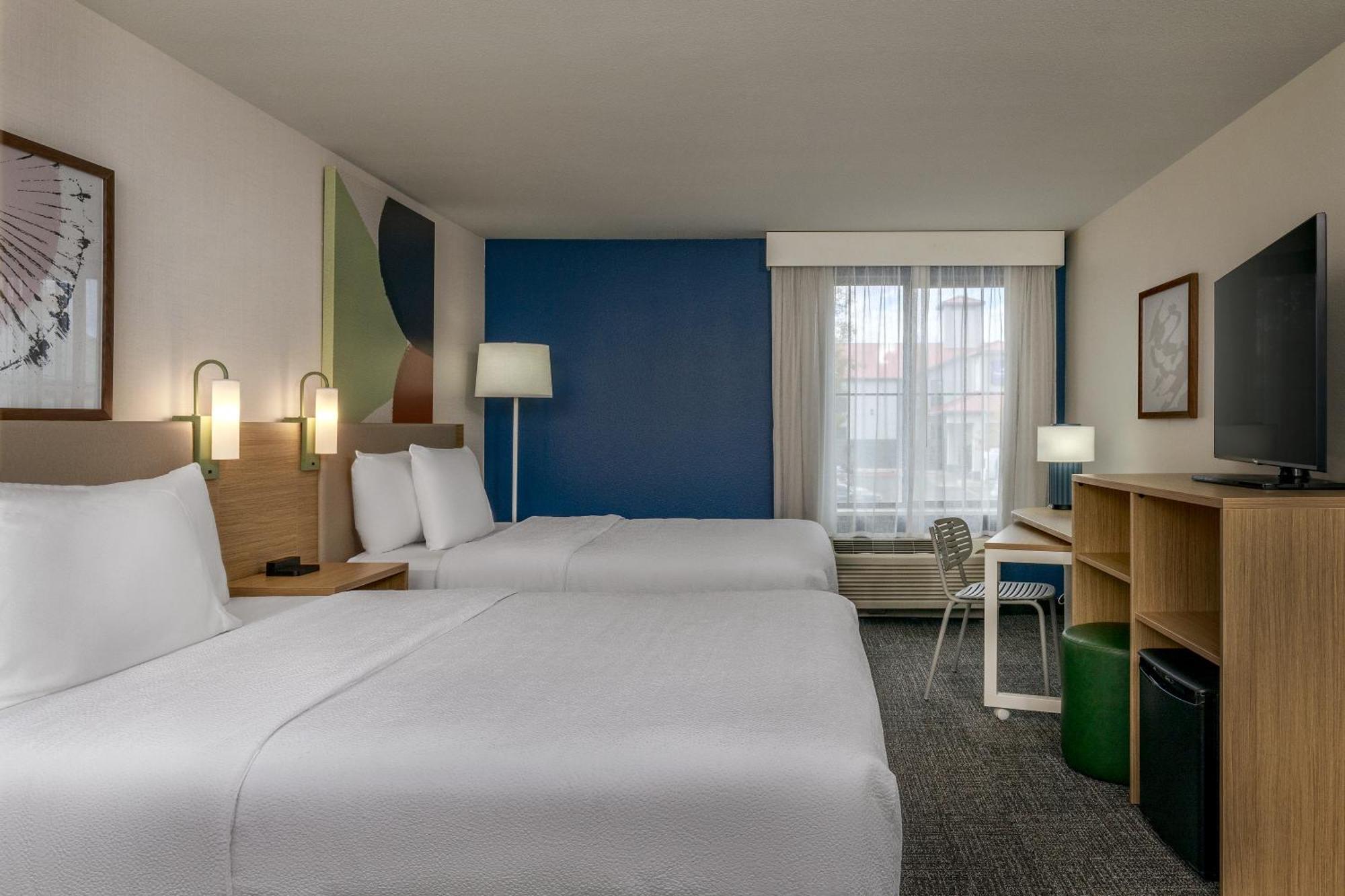 Spark By Hilton International Airport Hotel