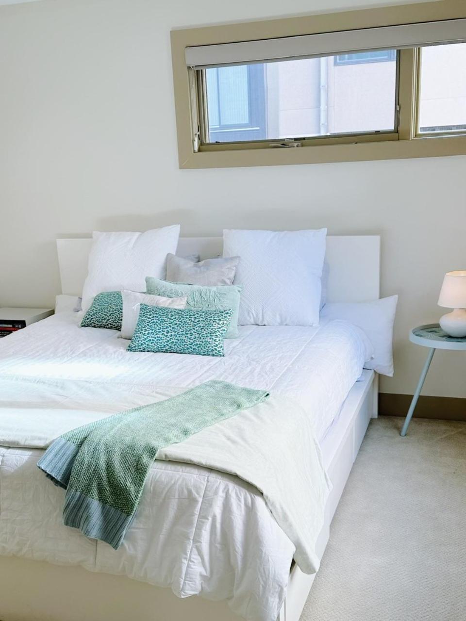 1 Bed With Parking - Museum District Walk To Convention Center, Capital, Museums And Shops Apartment *