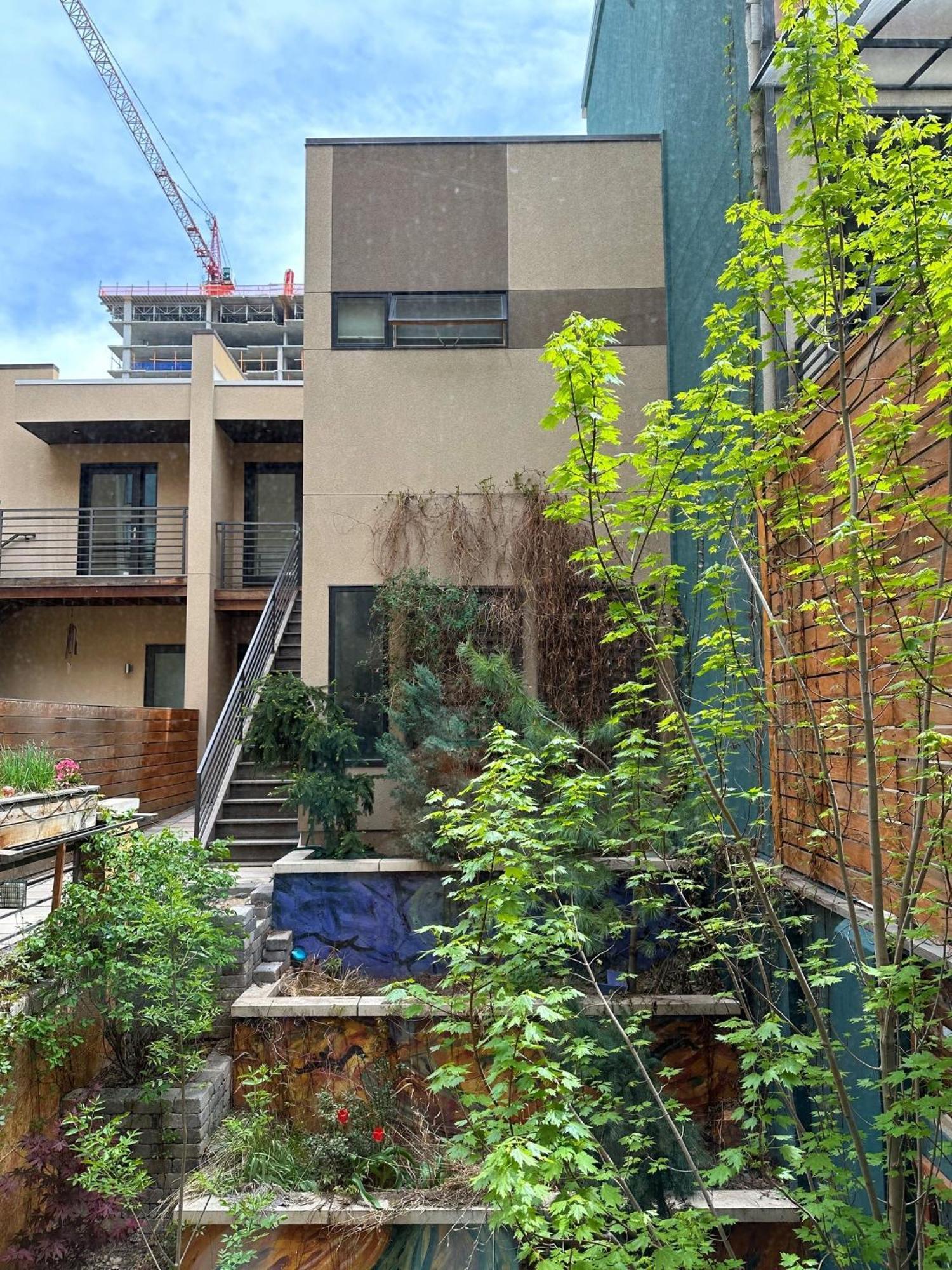 1 Bed With Parking - Museum District Walk To Convention Center, Capital, Museums And Shops Apartment *