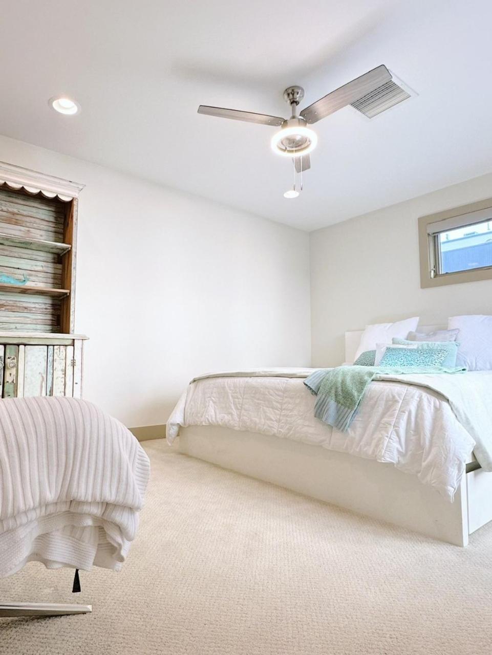 1 Bed With Parking - Museum District Walk To Convention Center, Capital, Museums And Shops Apartment