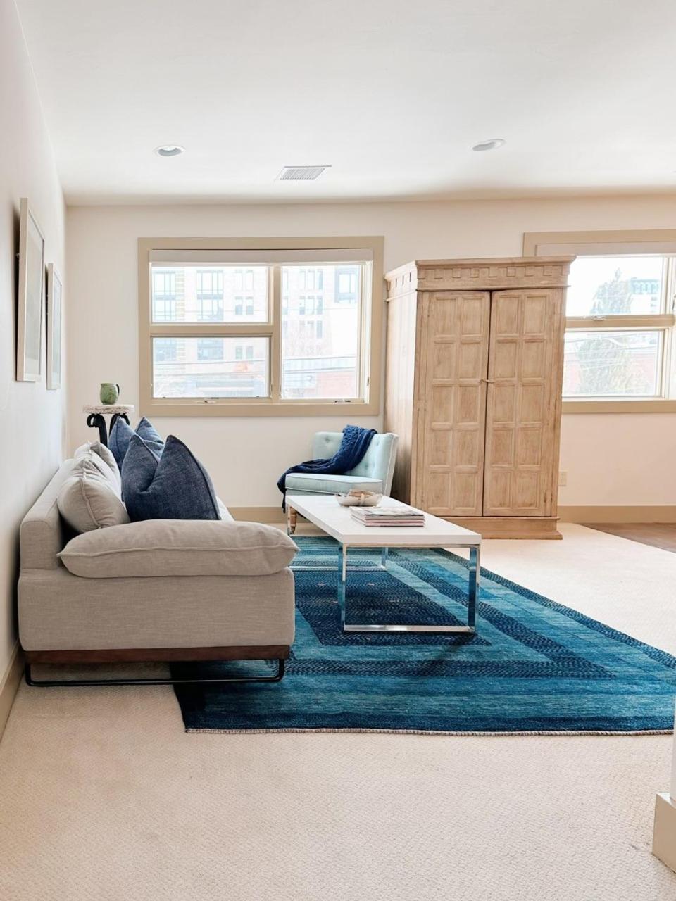 1 Bed With Parking - Museum District Walk To Convention Center, Capital, Museums And Shops