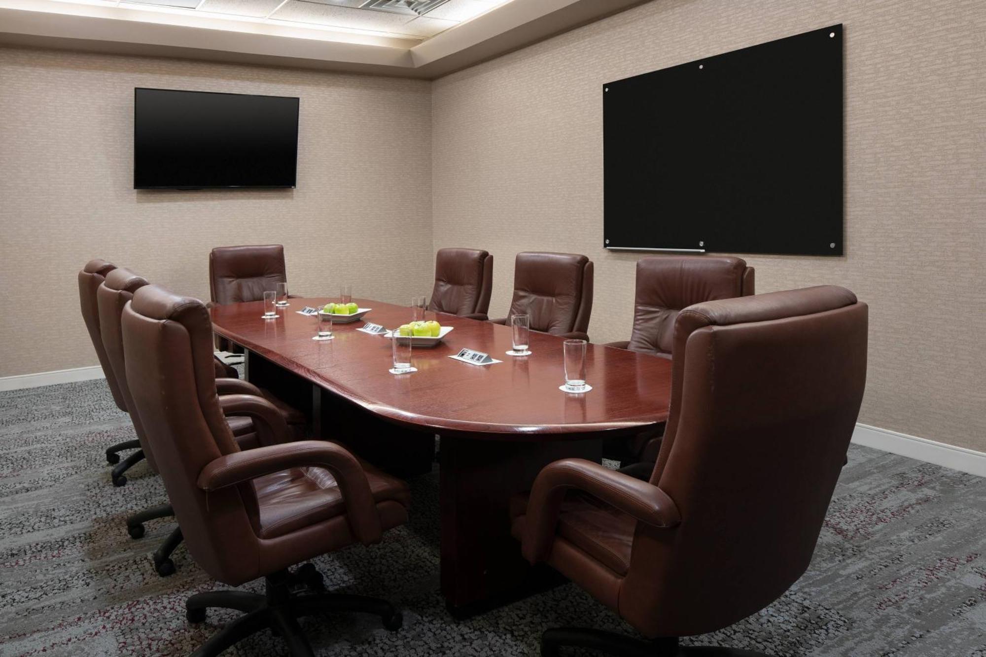 Courtyard By Marriott Airport 3* Denver