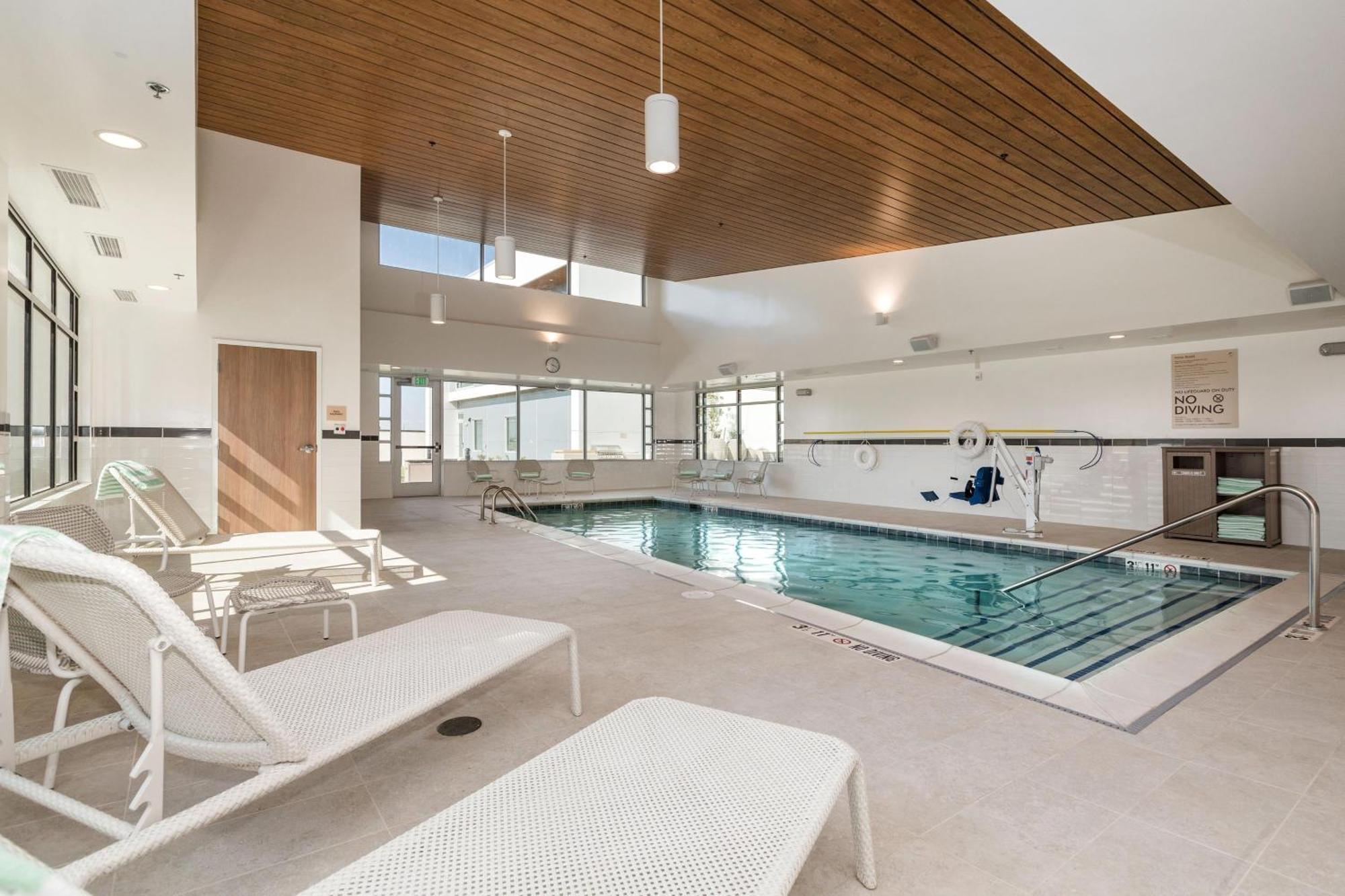 Element International Airport 3* Denver