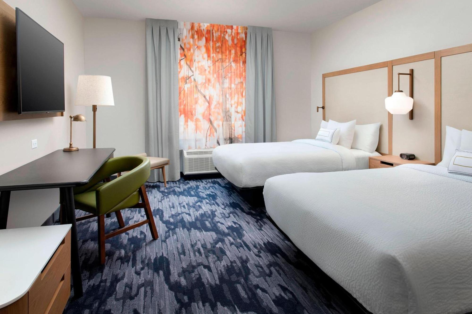 Hotel Fairfield & By Marriott Tech Center North 3*