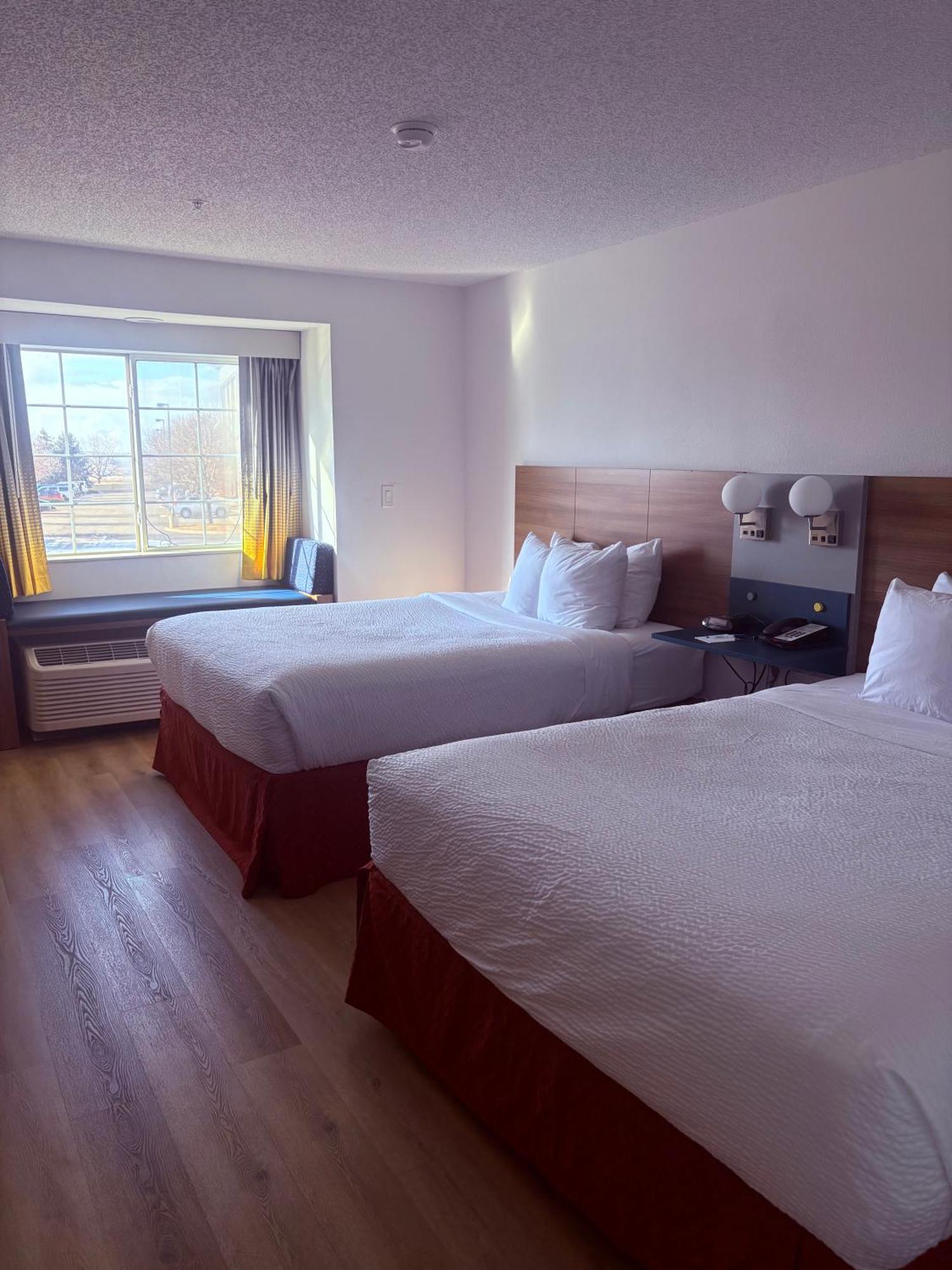 Microtel & By Wyndham Airport Denver