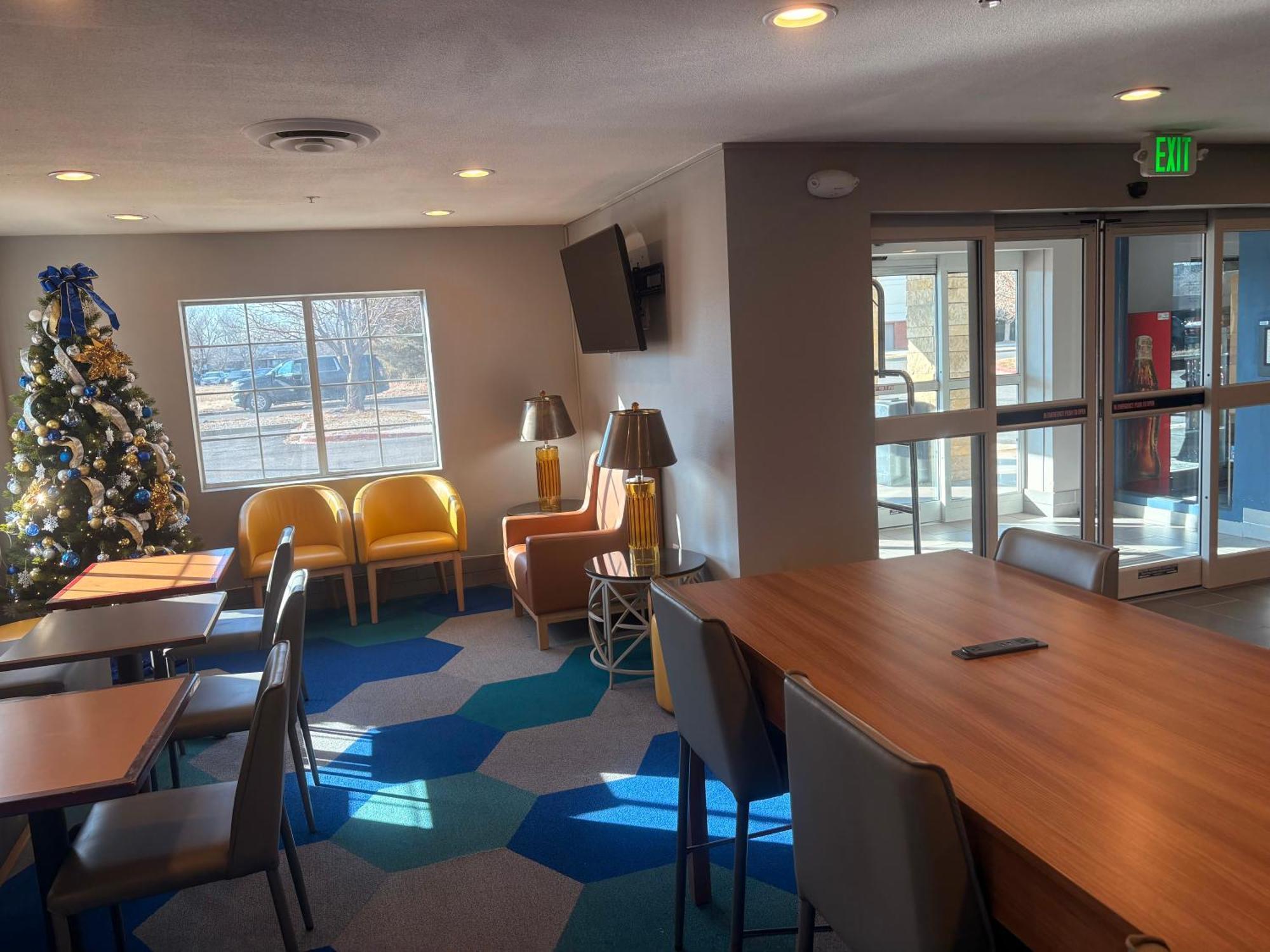 Microtel & By Wyndham Airport Denver