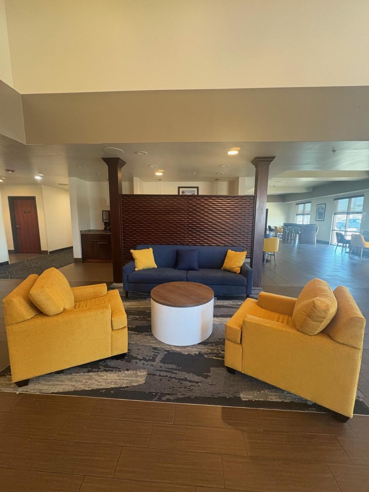 Hotel Mainstay Near Downtown