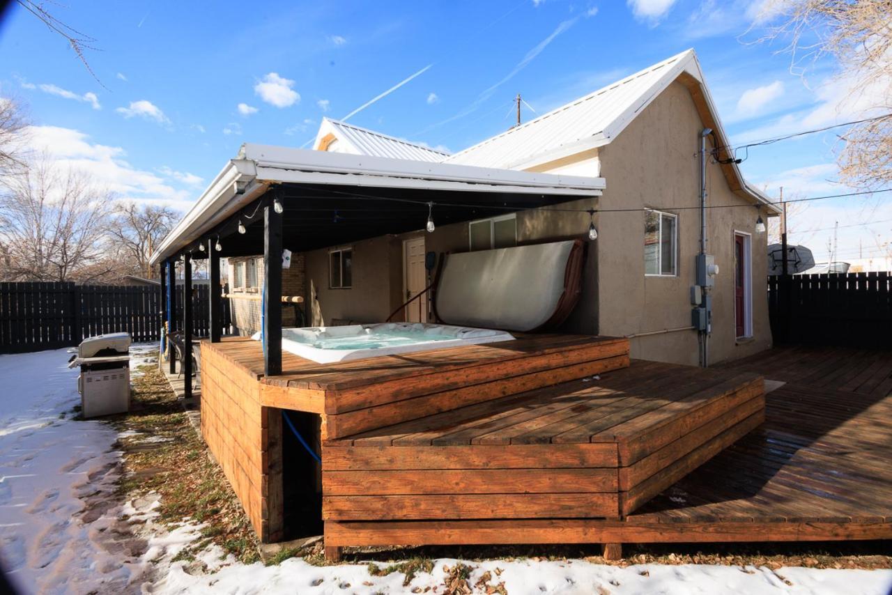 Smart House Hottub/pets/420 Villa Denver
