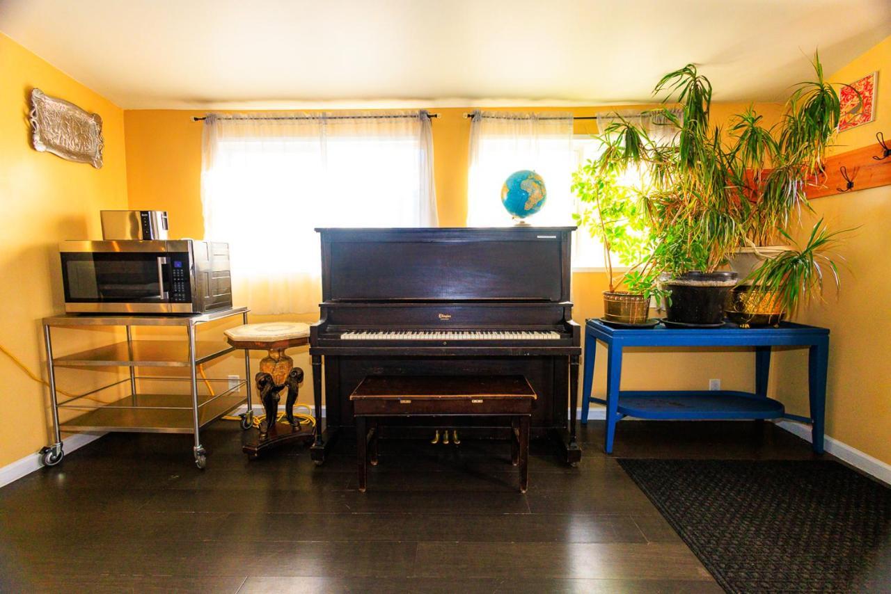 Smart House Hottub/pets/420 Villa Denver