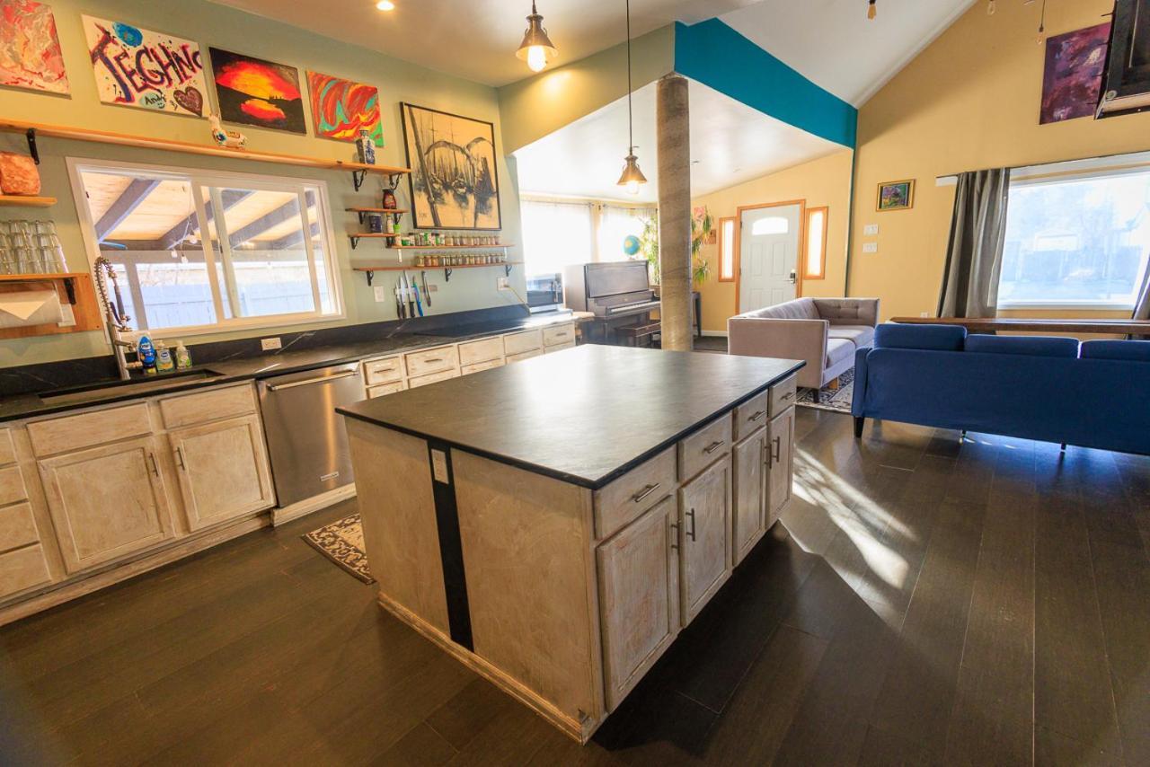 Villa Smart House Hottub/pets/420 Denver