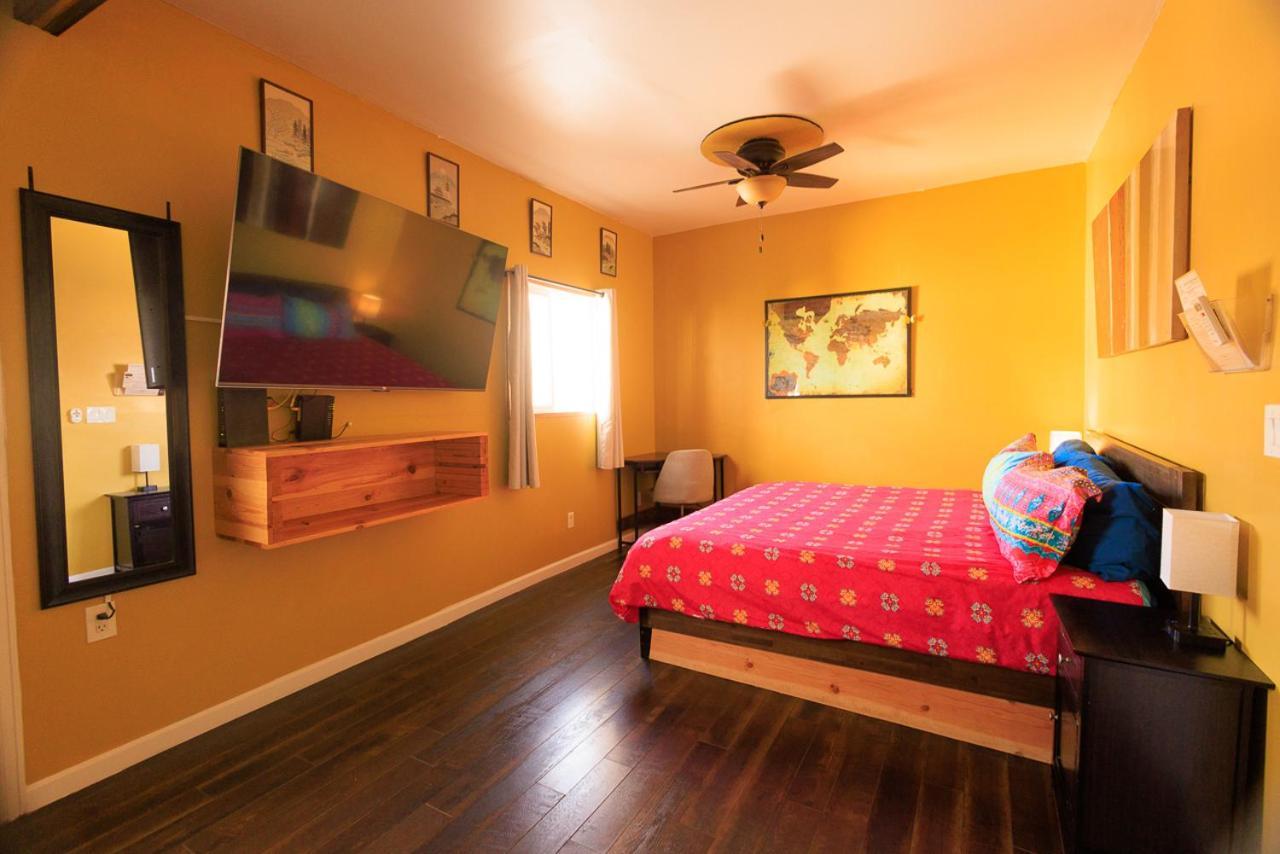 Smart House Hottub/pets/420 Villa