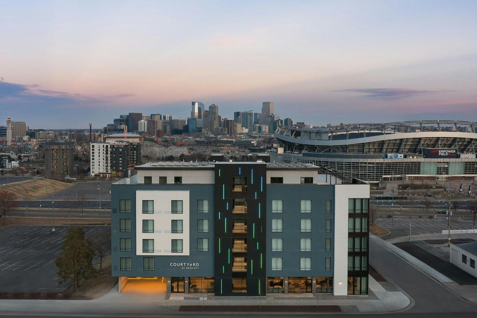 Hotel Courtyard By Marriott Downtown Stadium Area Denver