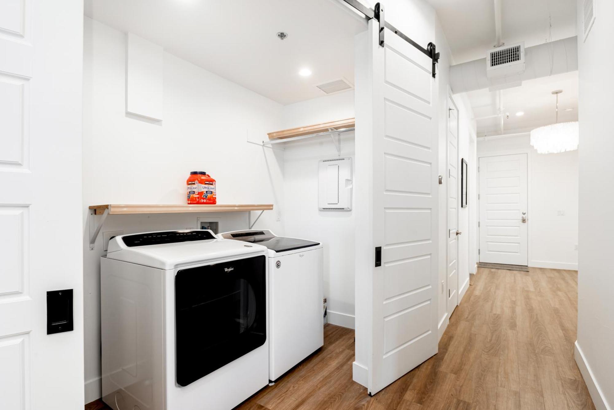 3198 Bohemian Hideaway At Rino Art Lofts