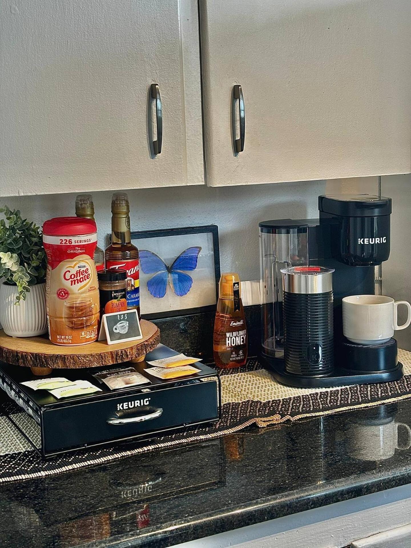 1920s Inspired Stay-coffee Bar- Cozy-local Holiday home Denver