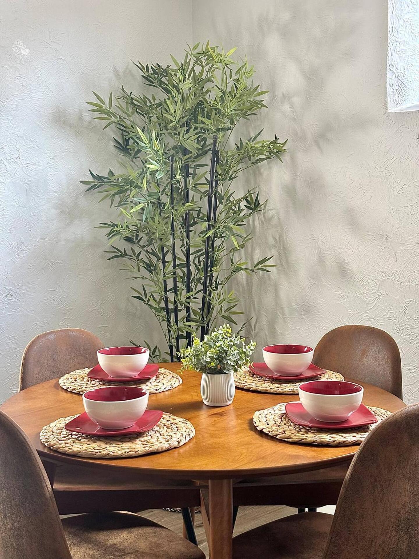 1920s Inspired Stay-coffee Bar- Cozy-local Holiday home