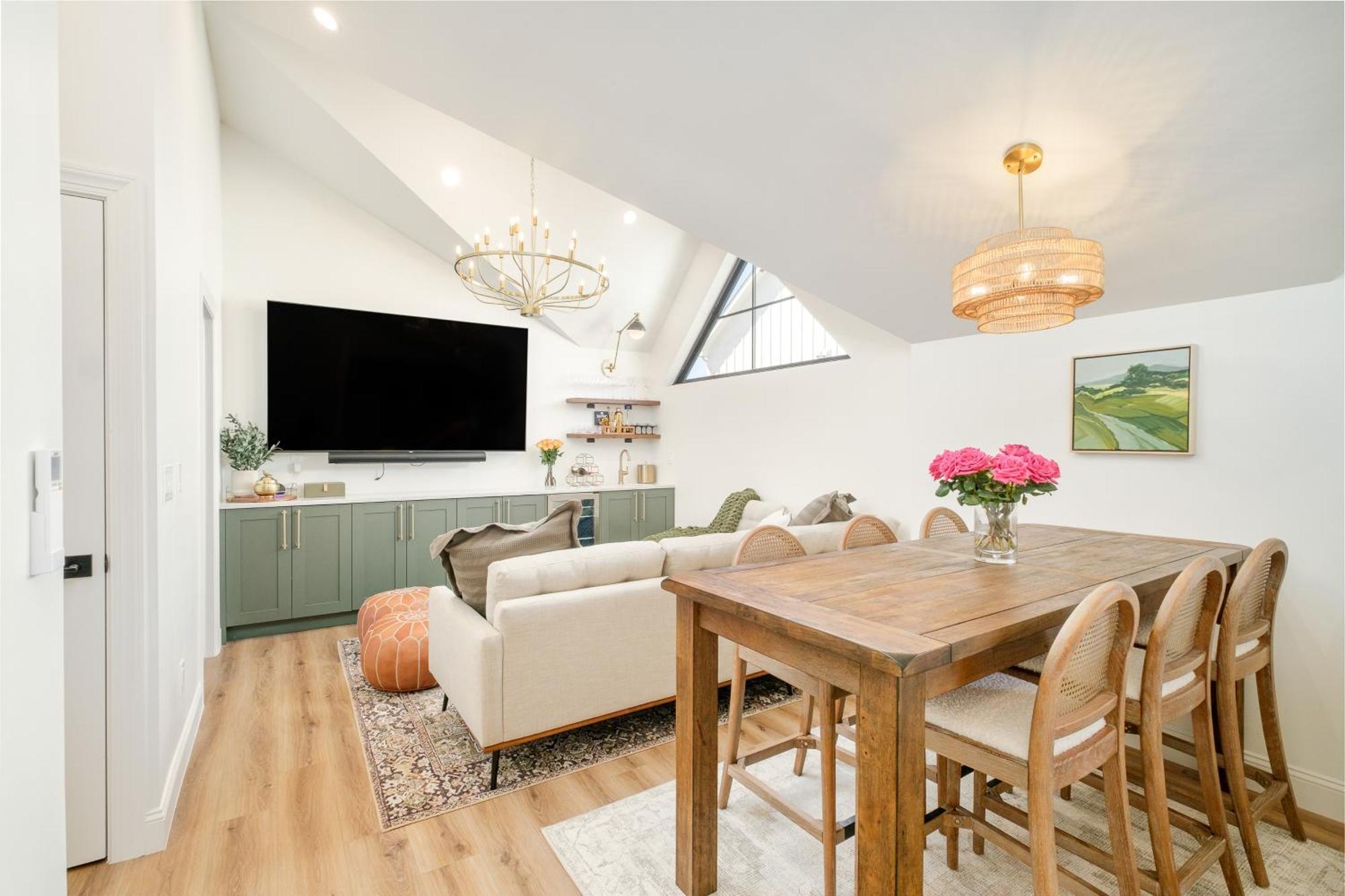 Apartment Luxe Designer Flat On Sloans With Rooftop Deck Denver
