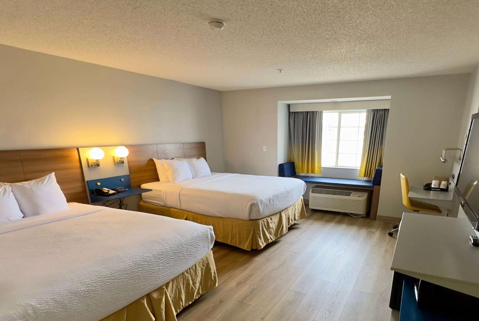 Microtel & By Wyndham Airport Hotel