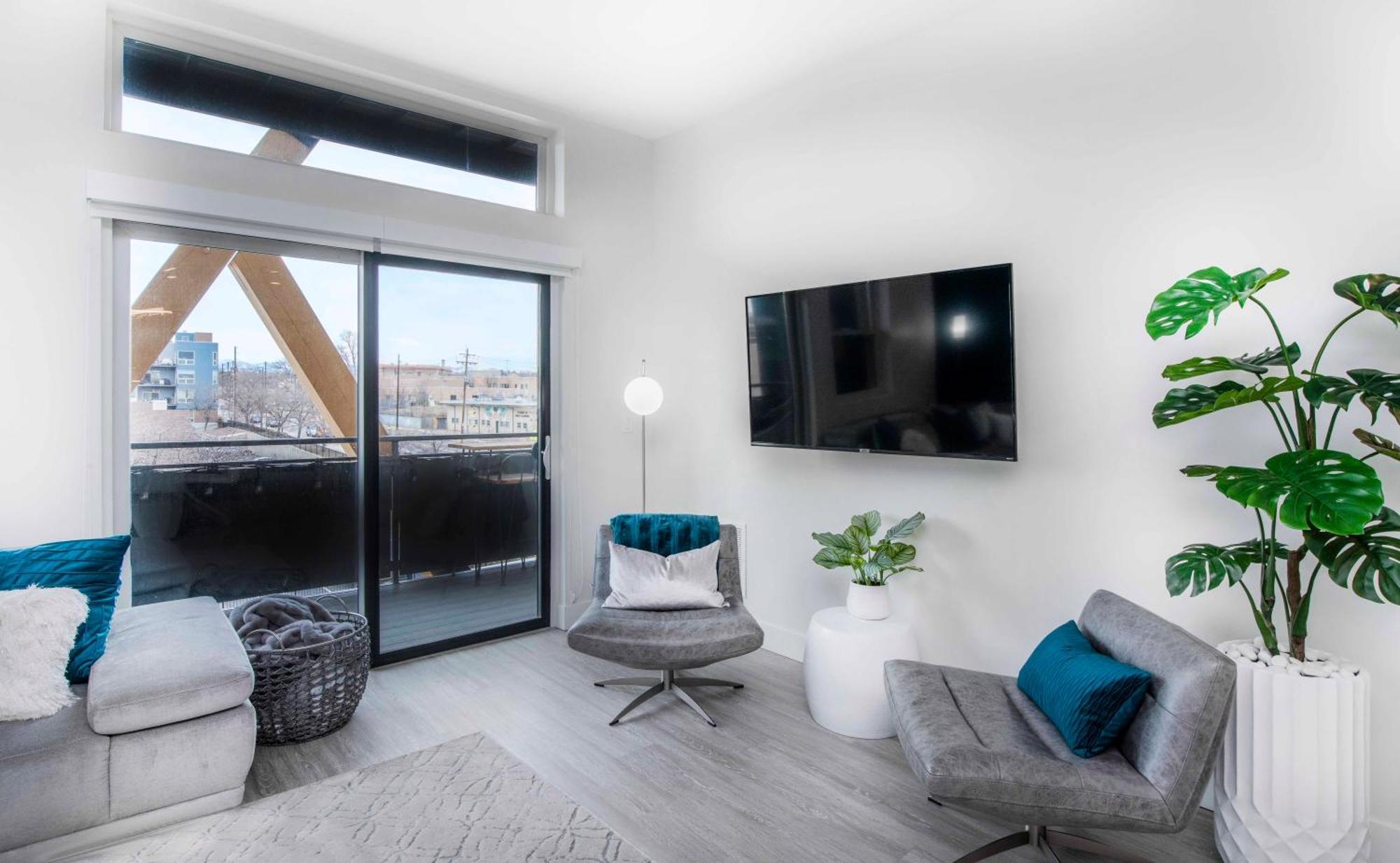 2880: Above The Cityline Elegance At Espadin Holiday home