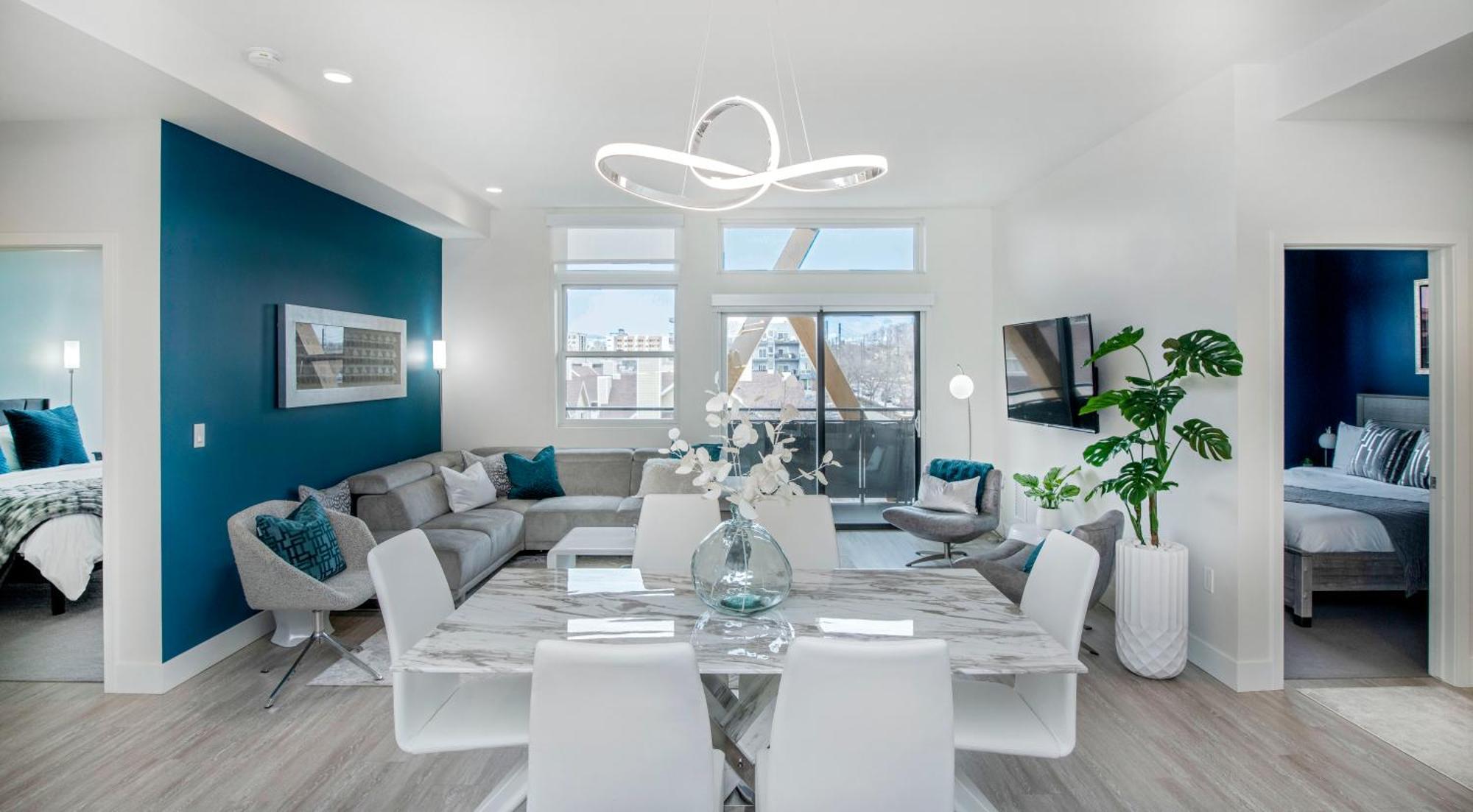 Holiday home 2880: Above The Cityline Elegance At Espadin Denver