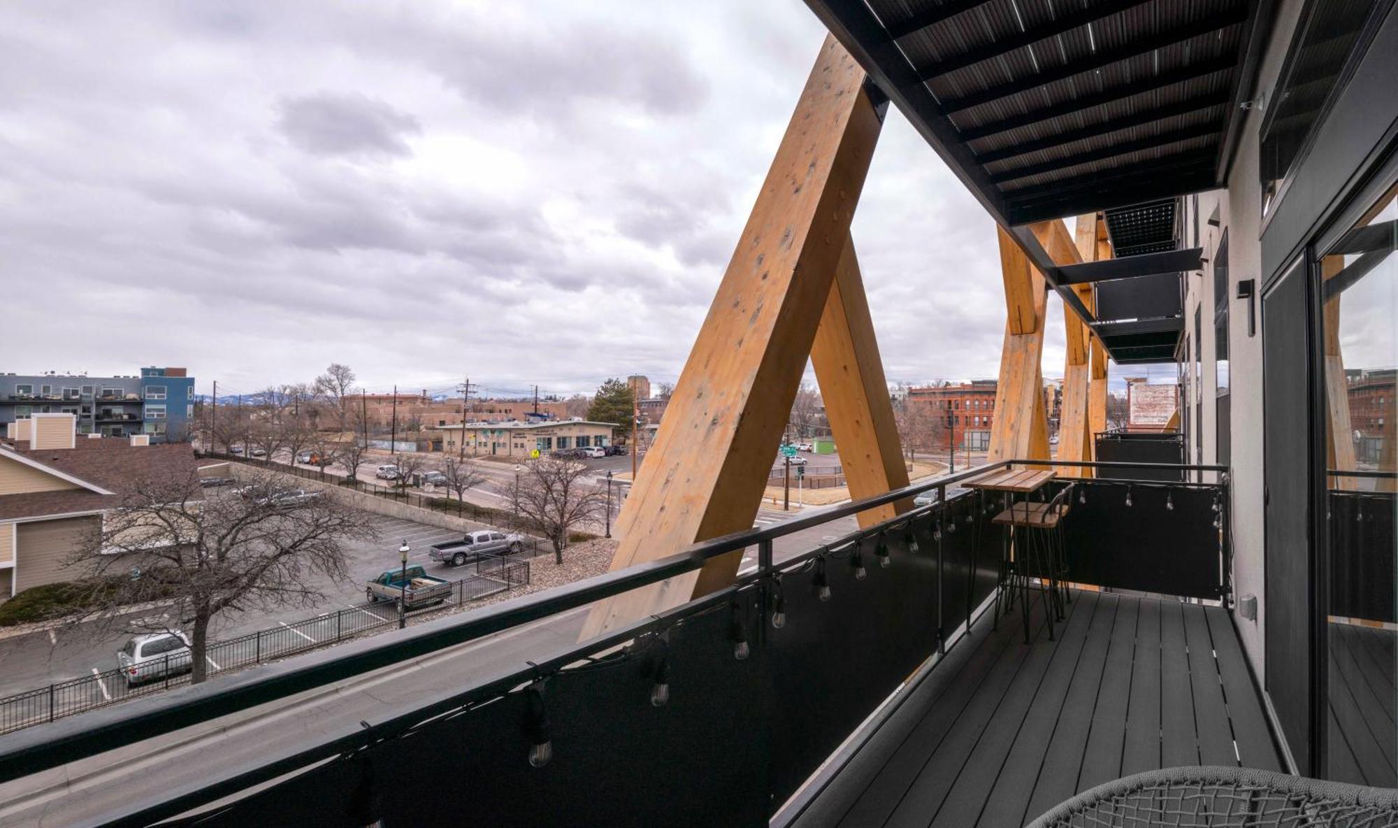 Holiday home 2880: Above The Cityline Elegance At Espadin Denver