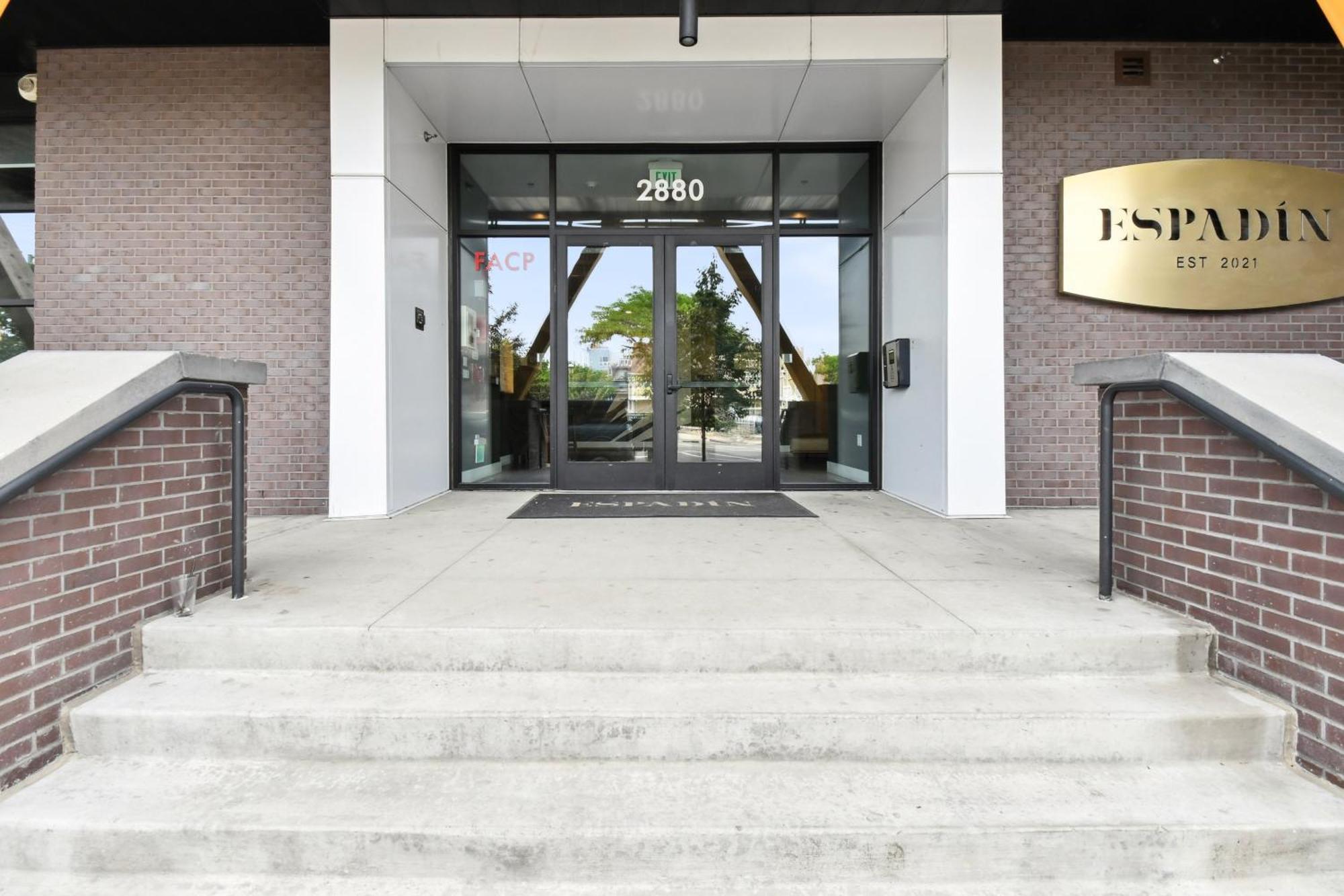 2880: Sky-high Lohi Oasis At Espadin *