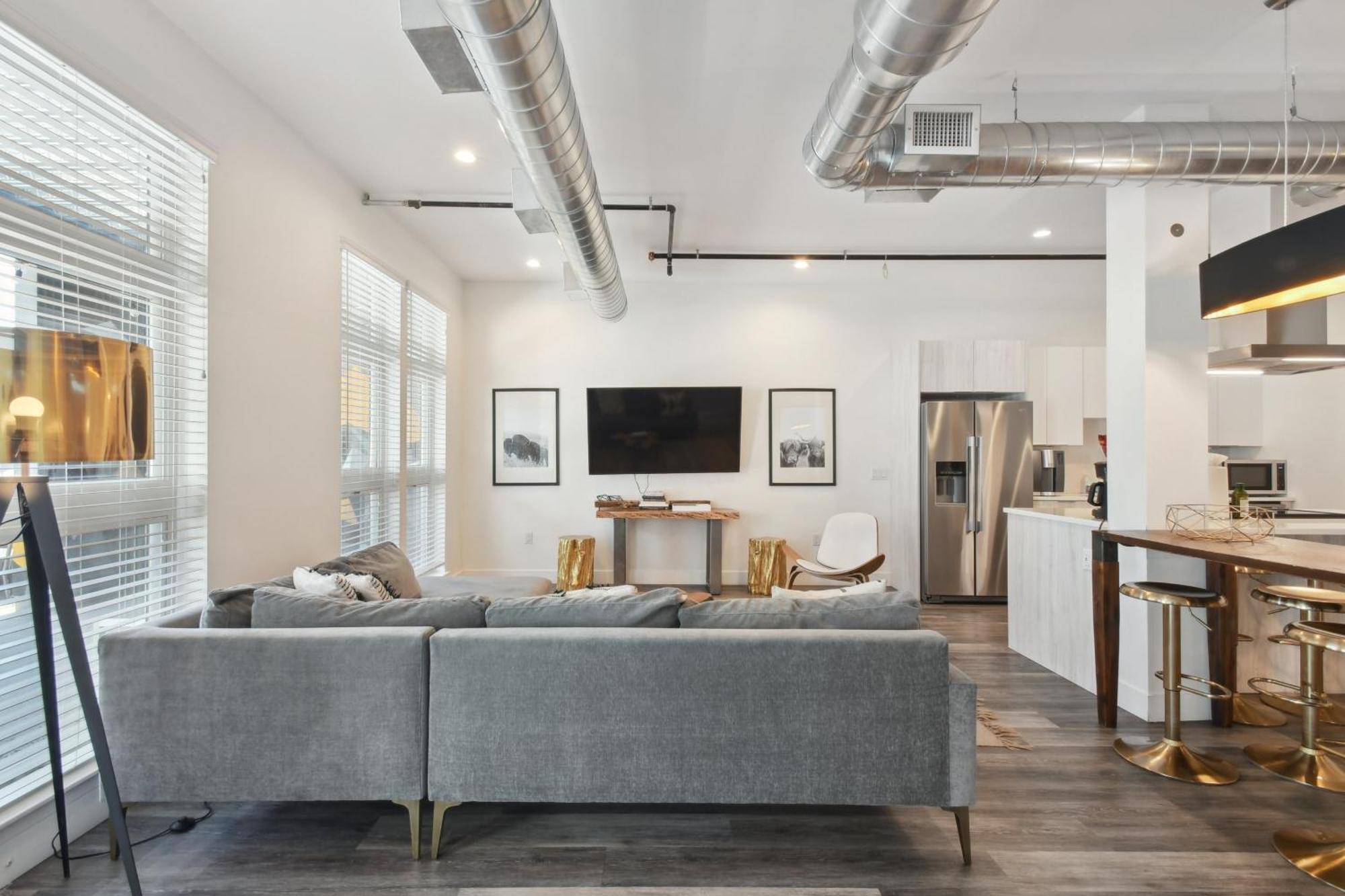 3198: Urban Cowboy Escape At Rino Art Lofts Holiday home Denver