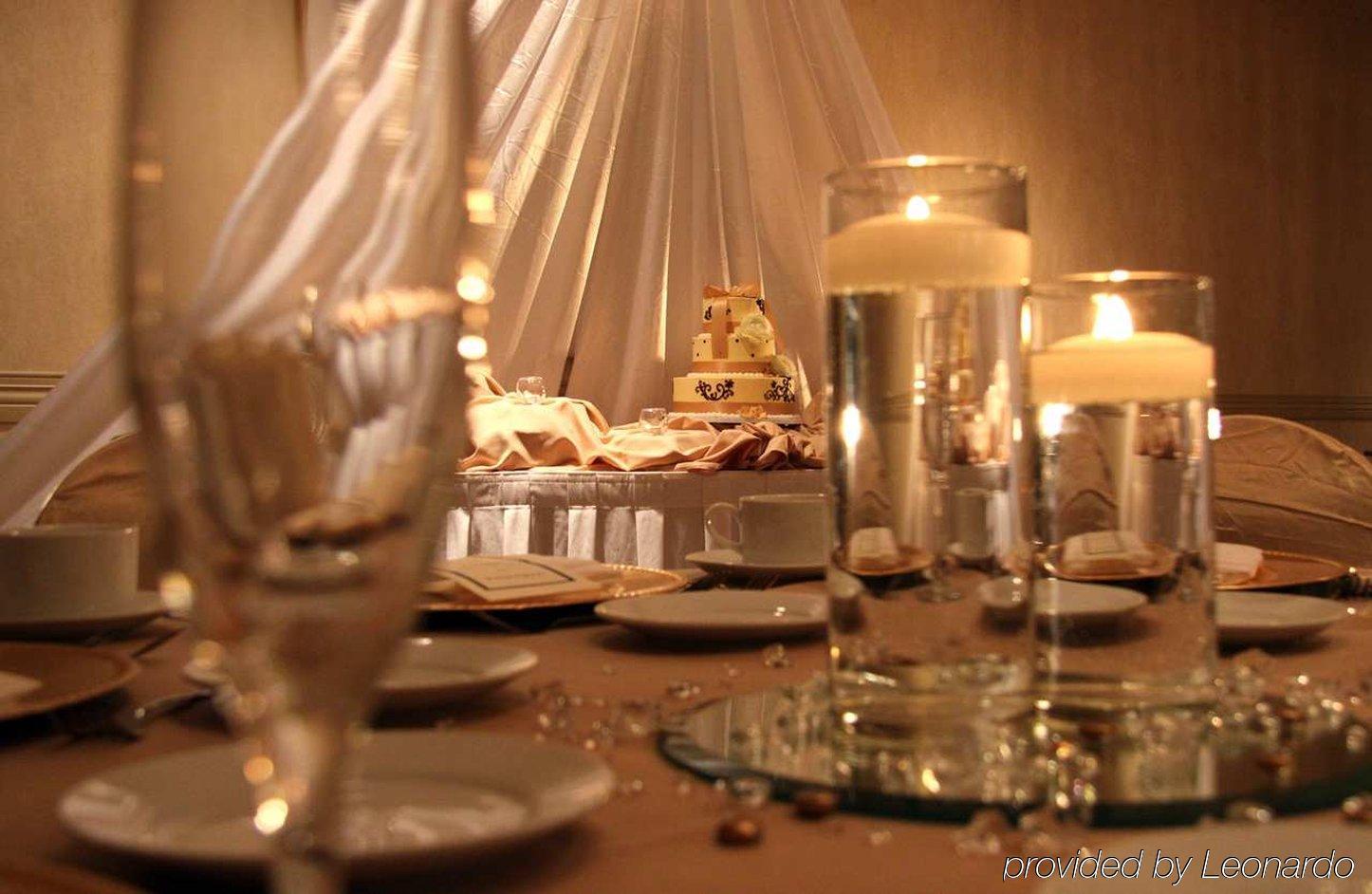 Hotel Embassy By Hilton Tech Center North 3*