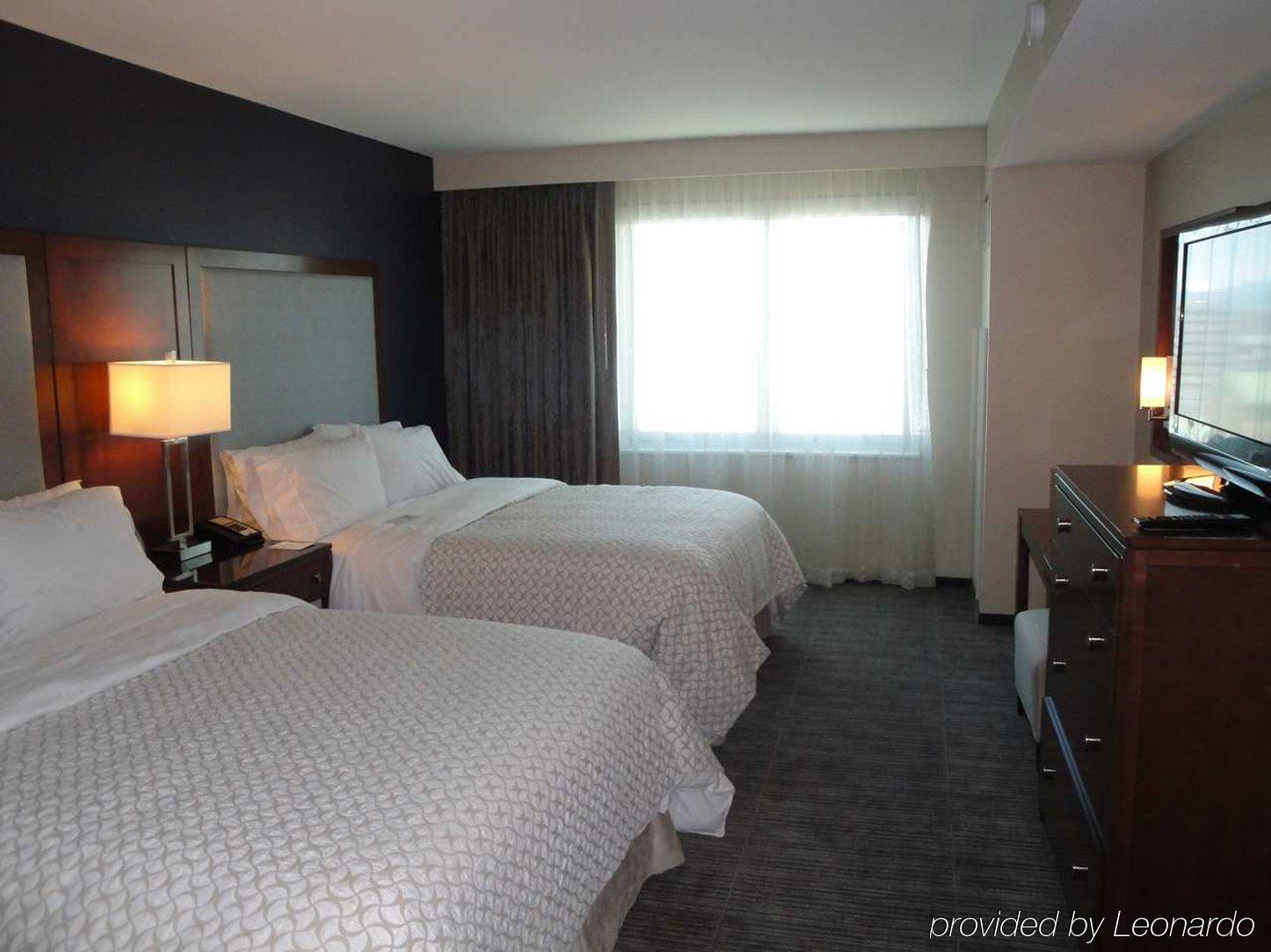 Embassy By Hilton Downtown Convention Center 4*