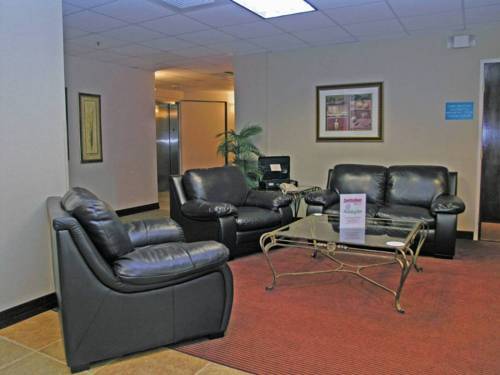 Hotel Spark By Hilton International Airport