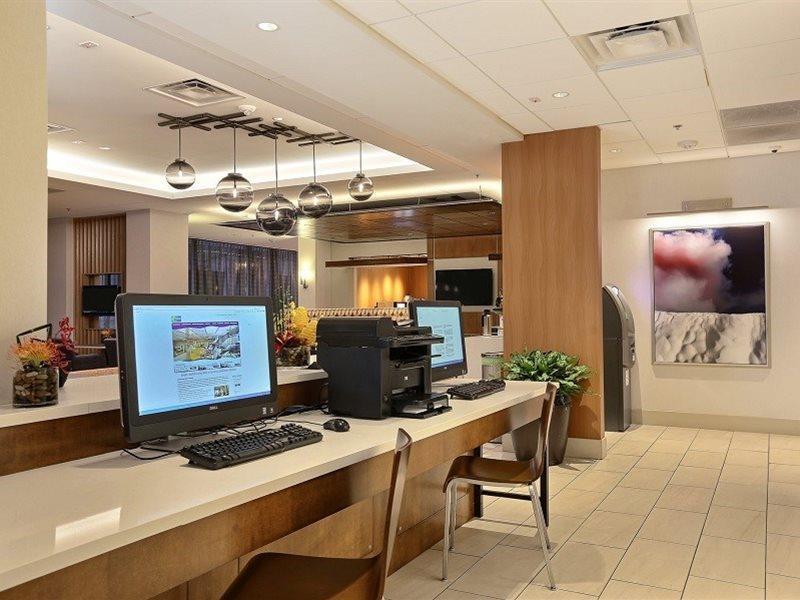 Holiday Express Downtown By Ihg Denver