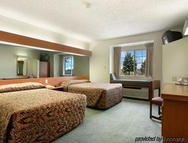 Hotel Microtel & By Wyndham Airport 2*