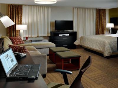 Staybridge Downtown By Ihg Hotel