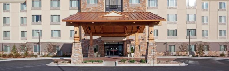 Holiday Express & Airport By Ihg Hotel 3*
