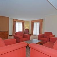 La Quinta By Wyndham Cherry Creek Hotel
