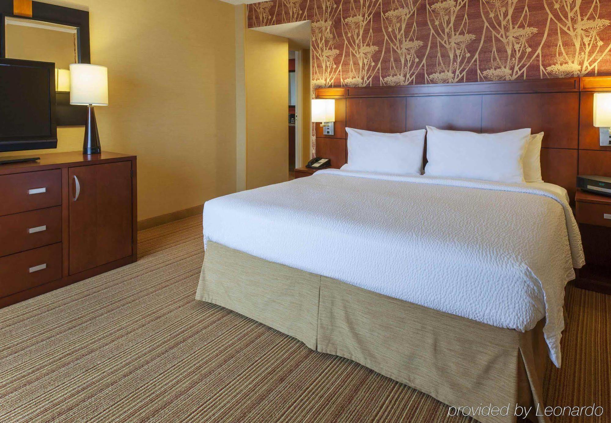 Hotel Courtyard By Marriott Airport Denver