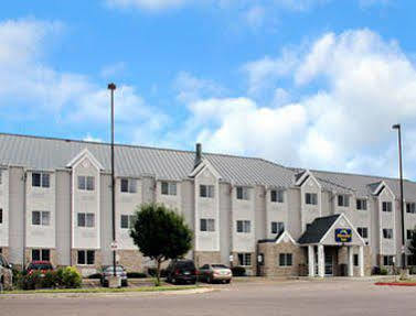 Microtel & By Wyndham Airport Hotel Denver