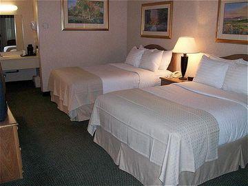 Hotel Holiday West