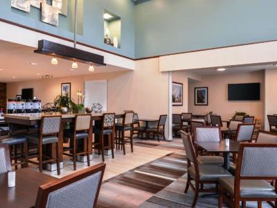 Hampton & Denver-speer Boulevard Hotel