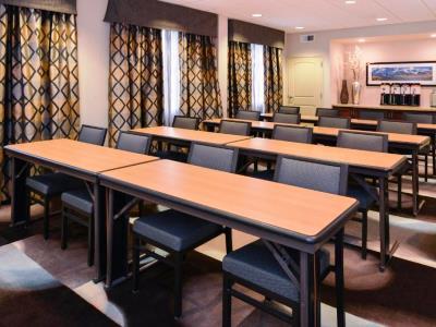 Hotel Hampton & Denver-speer Boulevard