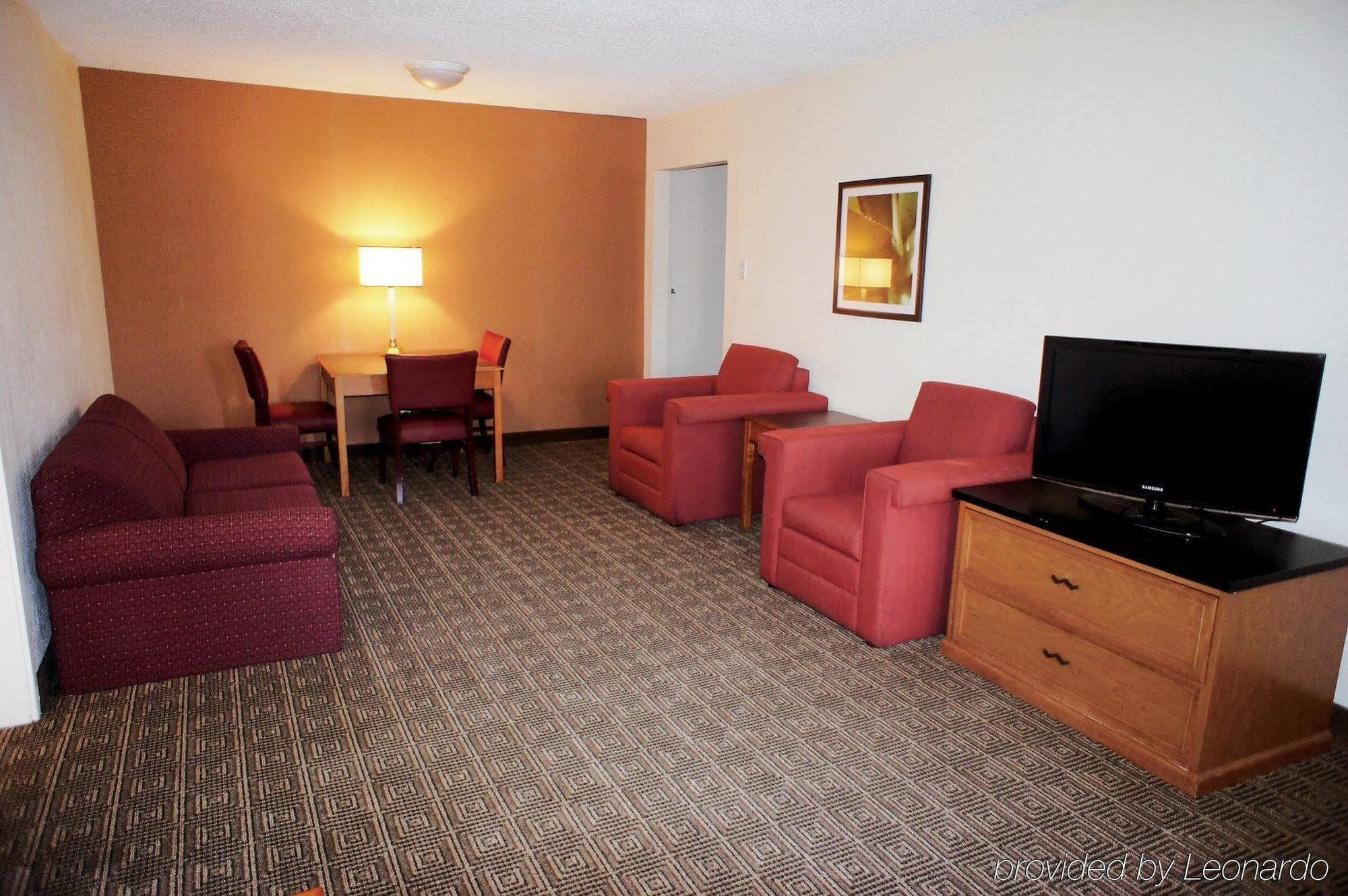 La Quinta By Wyndham Cherry Creek Hotel 3*