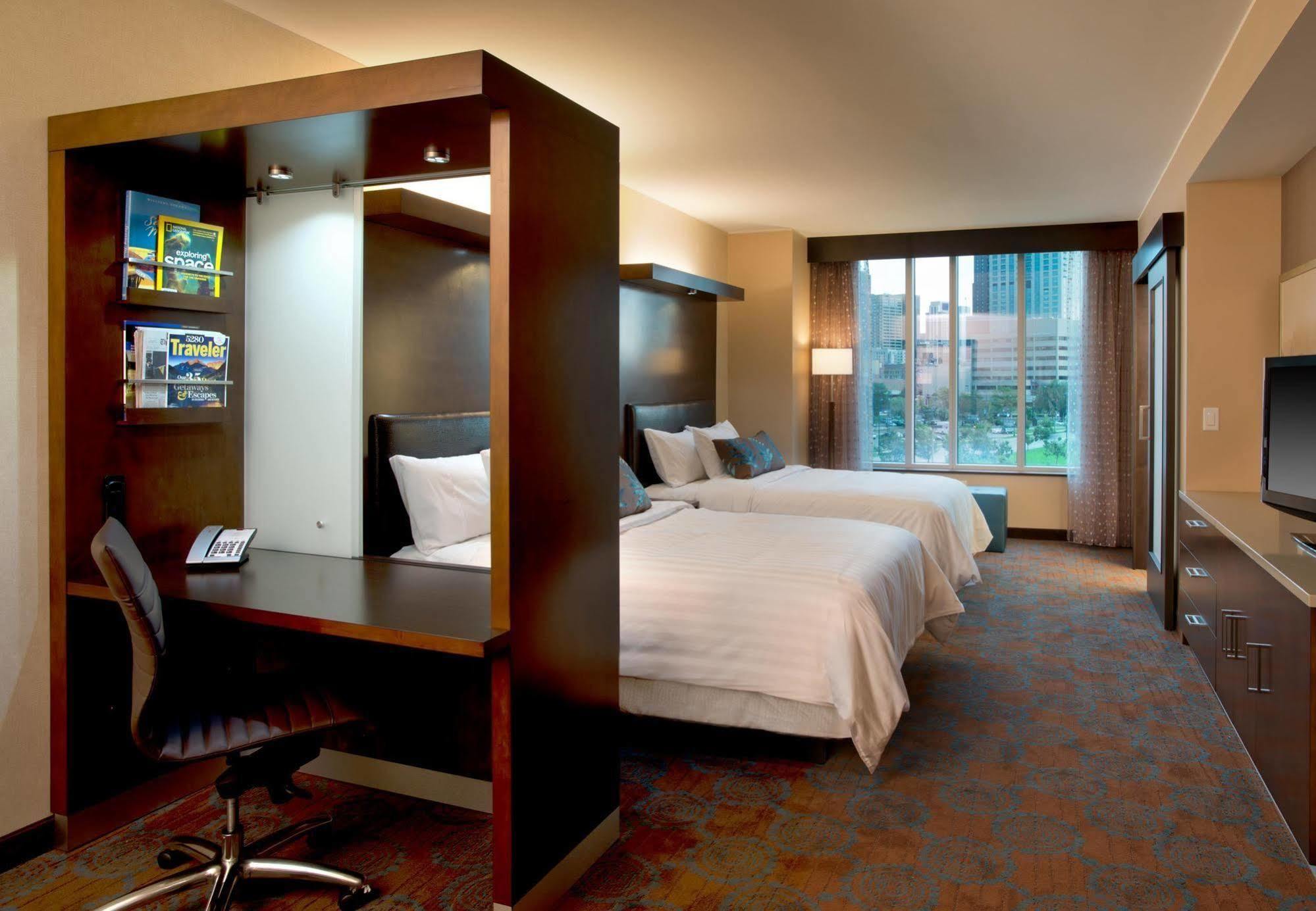 Hotel Springhill By Marriott Downtown 3*