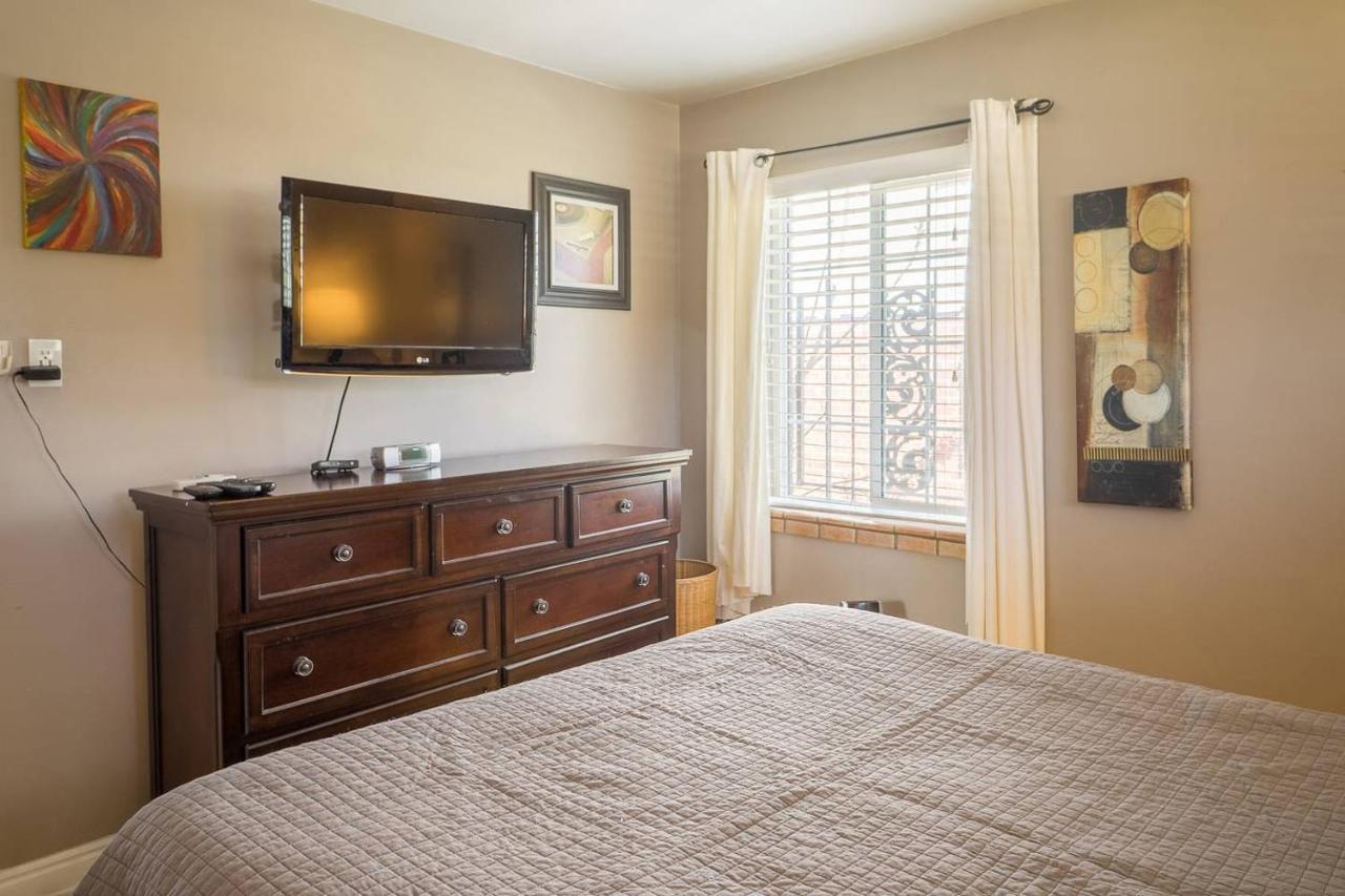 Hot Tub Movie Great For Groups Apartment Denver