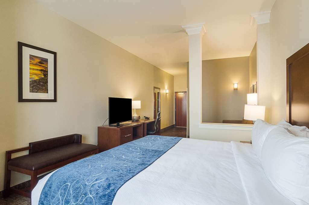 Hotel Mainstay Near Downtown